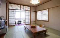 Hotel Yakushimasanso - Mountain view