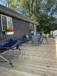 Cozy Cabin Retreat located just minutes to Galena, IL & DBQ, IA - WiFi