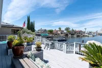 Waterfront Haven - balcony