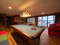 Peaceful 2 acre Lakefront Home in Duck Creek w/ Boat Dock, Game Room w/ Wet Bar - 3-stjärniga