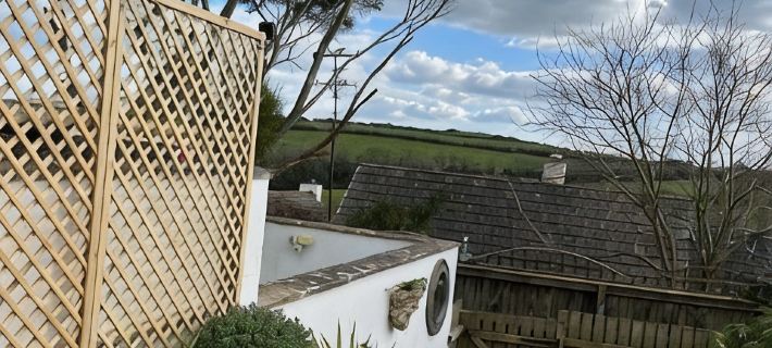 SPINDRIFT, Padstow, peaceful, views, parking - 10min walk to harbour Hotels in Padstow