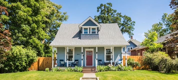 The Rustic Rose - 4 Bedroom House w/ Hot Tub Near Downtown Hotels in Walla Walla