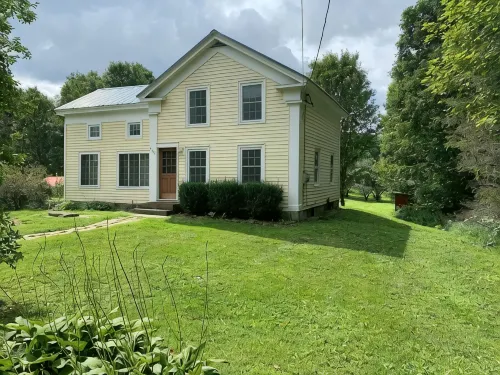 Harpersfield House: Zen. Find Peace. Sleeps 7. Near Baseball Hof. Enjoy Nature. - Pools