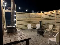 New Private Quiet Cabin~Mountain Forest View~Hot Tub~3 King Beds~Fire Pit~1 Acre - Chalets
