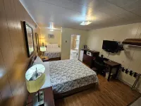 Parkway Motel & European Lodges - Motels
