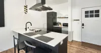 Penthouse studio suite, downtown White Salmon, suite 15 - 3성급
