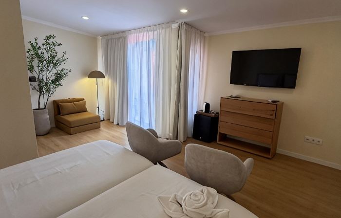 Inn & Art Hotel Gallery