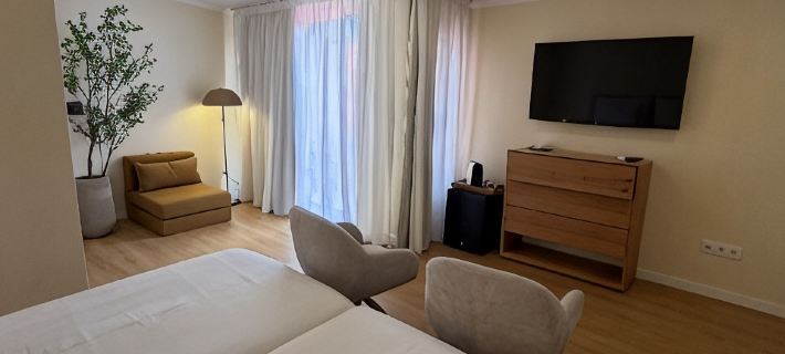 Inn & Art Hotel Gallery Hotels in Caniço