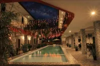 Careinn Hotel Merauke - ที่มีสระว่ายน้ำ