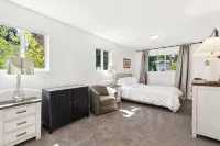 Charming 2-bedroom house in wonderful Burien with 500mbps  speed WiFi, - 4-Star