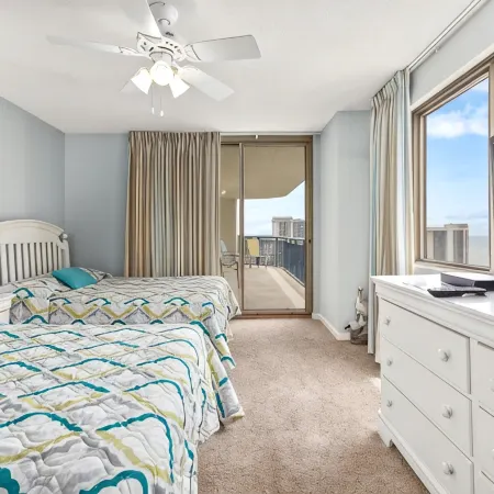 Brighton Tower 1909 3Br 3ba Oceanfront 3 Bedroom Condo by RedAwning