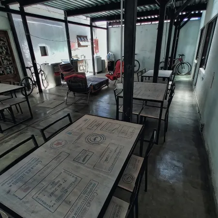 Rey Lagarto Hostel