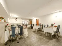 A25 Hotel - 46 Chau Long Hoteles cerca de Lago Trúc Bạch