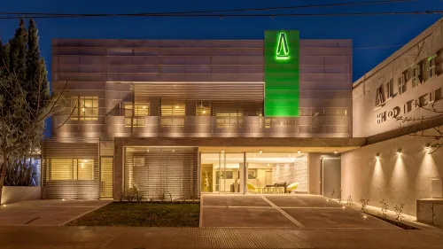 Hotel Alpre - ที่มีบาร์
