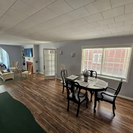 Spacious Decorated Apartment: Your Perfect Stylish Living Space