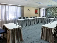 Ventura Inn & Suites Hamilton Hotels in Hamilton