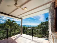 Private Stone House Hotels in Cannonvale