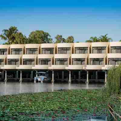 Lake Mulwala Boatel Hotel Exterior