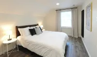 Galena House—Gorgeous 6 BR, 10 min to Three Oaks! - Homestays