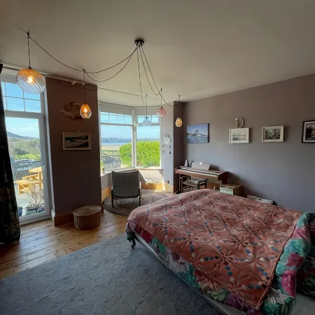 Family home overlooking Woolacombe Beach, designed for fun, sun and surf. Отели в г. Вулакомб