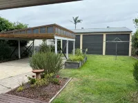 Swansea Sands- Modern Family home close to the lake - Wifi
