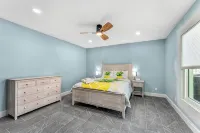 Cozy 1-bedroom apartment in Melbourne on the Indian River. Newly Renovated