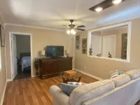 Charming 3-bedroom house with WiFi, AC in tranquil Trinity Hotels in Trinity County