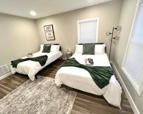 The Great Escape with Movie Room near SU! Hotels in Syracuse