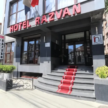 Hotel Razvan