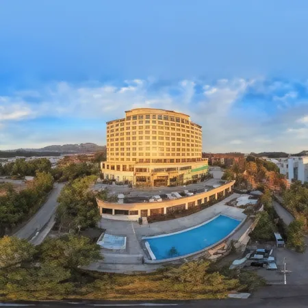 Hotel Maremons Отели рядом с достопримечательностью «Порт Daepohang»