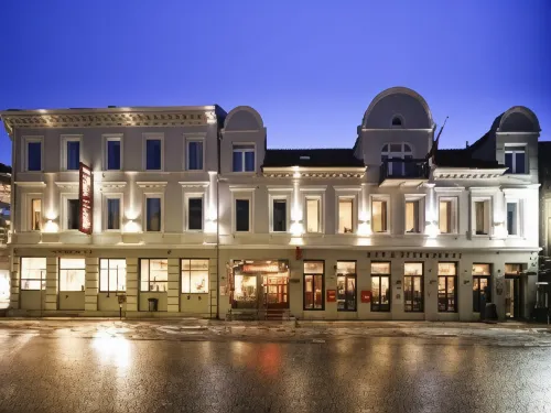 Thon Hotel Parken - 4-Star