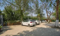 Summit Green Lake Tea Resort & Spa - parking