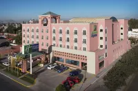 Holiday Inn Express TORREON by IHG - С тренажерным залом
