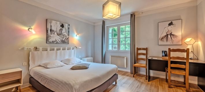 Logis Hotel de La Corniche Các khách sạn ở Brest