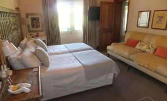 The Vineyard Country House