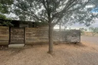 Dickson Casita - Private Guesthouse in Marfa, Texas