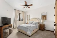 Casa de Camelback, Views & Location! - Balcony