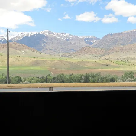 The Stewart - Cabin with Mountain views, Close to Yellowstone