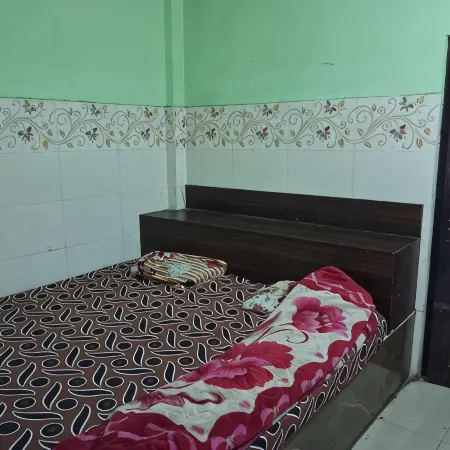 Hotel Shah Paradise