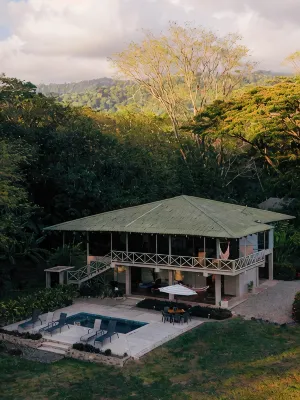 Beach Front Home in Ballena Marine Natl Park - 3-Star