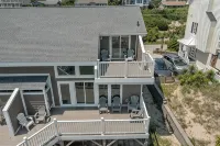 Crystal Coast Paradise: Oceanfront Home with Stunning Views, East, Emerald Isle!