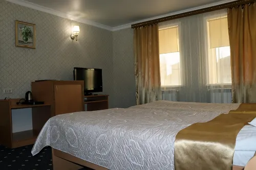 Shakhristan Hotel