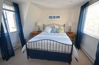 Quiet 2-Bed, 2-Bath Condo with Spacious Sundeck & Tennis Courts - Wifi