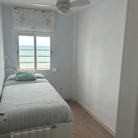 Charming 2-bedroom apartment with AC, WiFi in lovely Mar y Naranjo