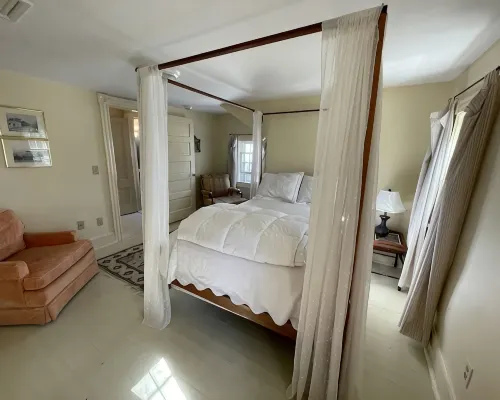 Apartment in historic harbor overlooking the harbor Hotel di Bristol