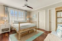 Luxury Beachfront property with a gorgeous view. - 4-Star