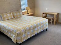 Family Fun Near Ocean Shores—Hot Tub, Elevator & Easy Dune Walk to Beach Hotels in Copalis Beach