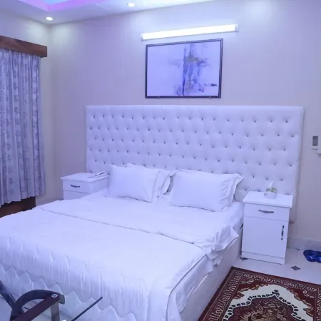 White House Resort