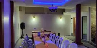 Jomaley , Real Hotel Jomaley - Parkering