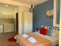 Cozy Studio with Terrace- Street view - Balkon